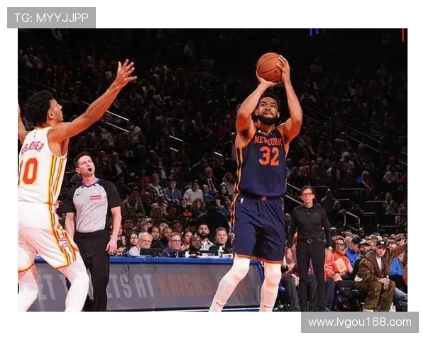 2018年NBA季后赛老鹰与尼克斯激战回顾精彩瞬间与战术分析