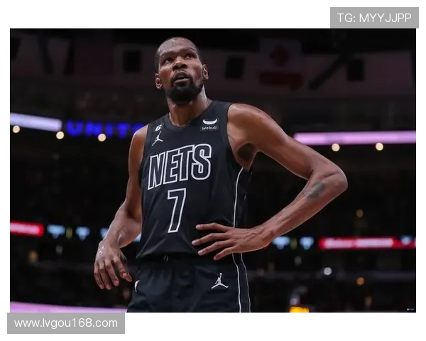 哈登在篮网对阵热火的精彩表现数据分析与比赛回顾