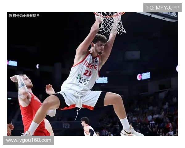 洛克伦与贝弗伦激战正酣谁能在这场较量中笑到最后