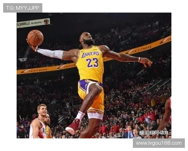 火箭与快艇激战正酣10月27日NBA精彩对决引发球迷热议