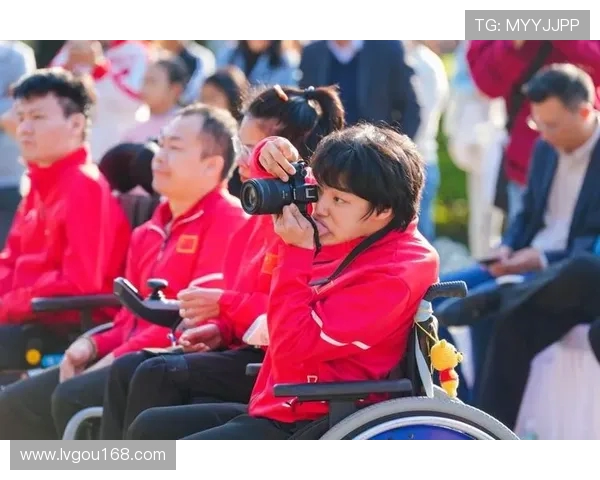 特奥盛会点亮希望之光展现残疾人运动员的无畏精神与奋斗故事