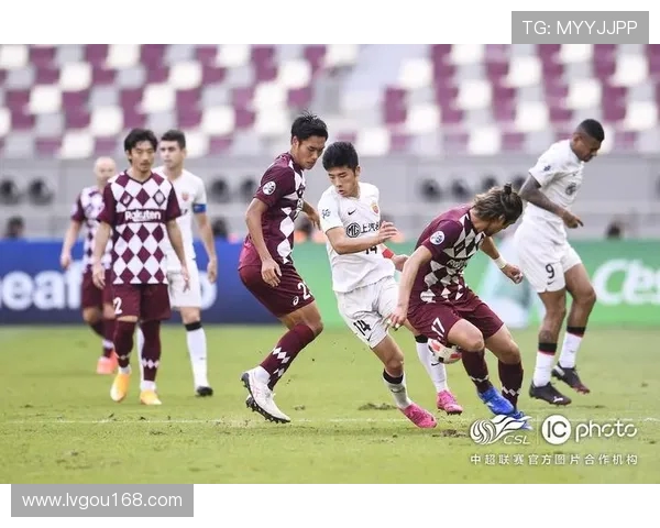 直播上海上港对阵劲敌全力争胜精彩赛事不容错过