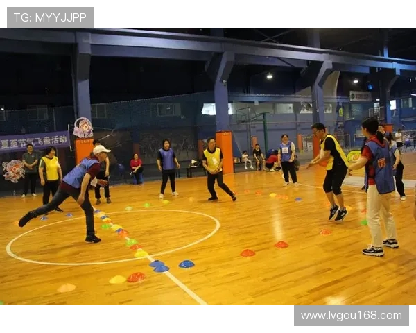 南京飞盘队与深圳飞盘队赛后分析及状态对比探讨 南京飞盘队与深圳飞盘队赛后分析及状态对比探讨