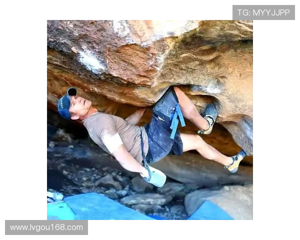 南京攀岩队的中路突破之路:探索攀岩深度与团队精神的结合 南京攀岩队的中路突破之路:探索攀岩深度与团队精神的结合