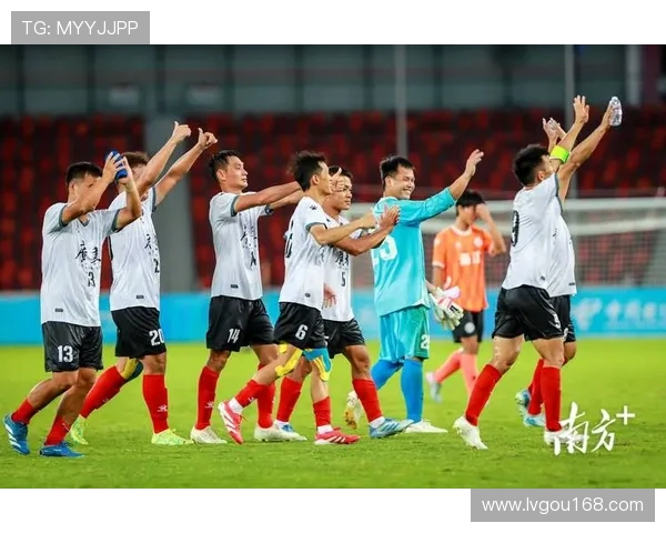 广州足球队荣登足球状态排行榜第四名展现强劲实力与潜力