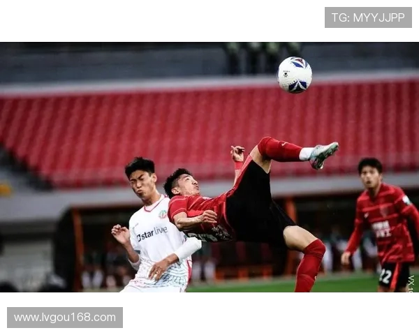 成都足球队在奥运会积分榜上以77分稳居第一名展现强劲实力